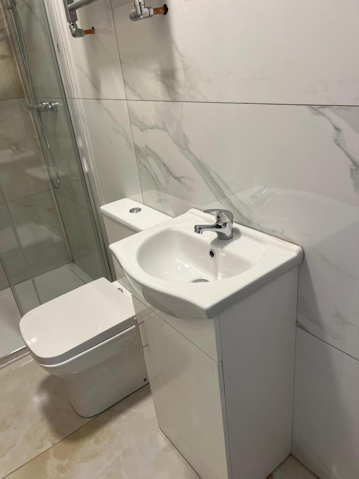 Good Priced Single Rooms In Northolt 外观 照片