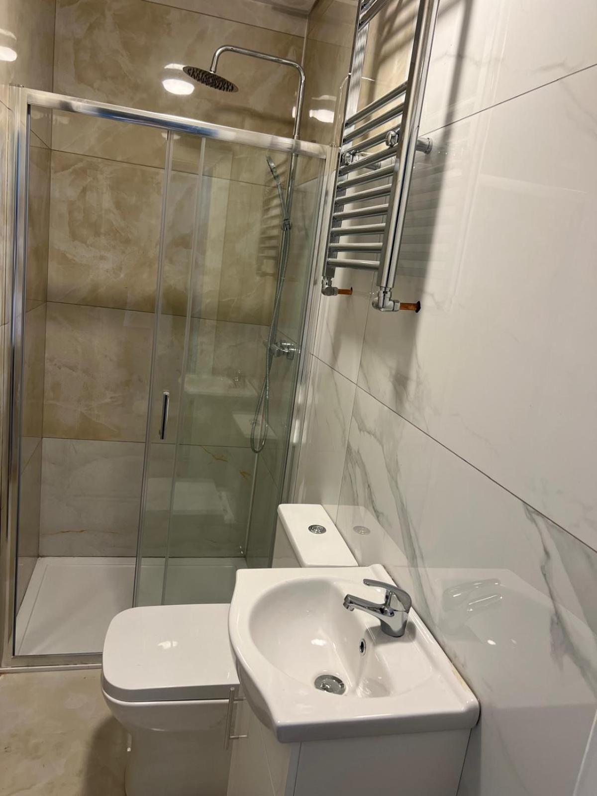 Good Priced Single Rooms In Northolt 外观 照片
